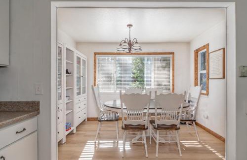 Avery Casa | Green Gables