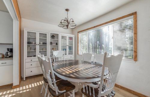 Avery Casa | Green Gables
