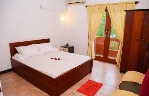 Ilukgoda Hotel | Green golden resort