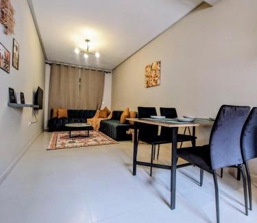 Deroua Apartamento | Green Haven Near Airport Stay