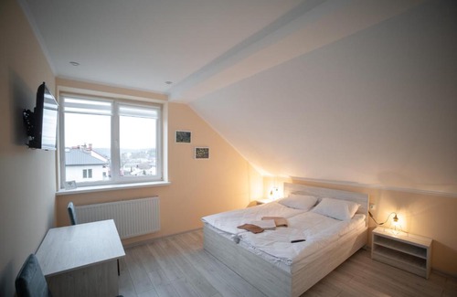 Bryukhovychi Casa | Green Hill