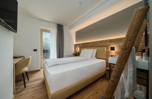 Roncone Hotel | Green Hotel Genzianella