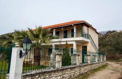 Himare Casa | Green House