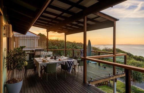 Point Lookout Casa | Green House on Cutter