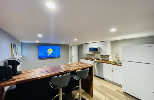 Phinney Ridge Casa | Green Lake 1st Line Home C Full Modern Remodeling