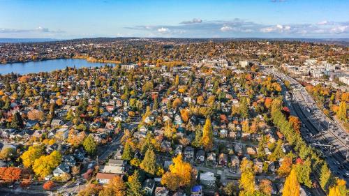 Wallingford Apartamento | Green Lake Zen Garden Basement