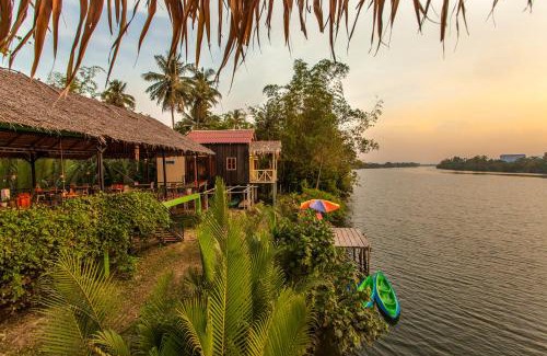 Kampot Hotel | Green Mango Bungalows