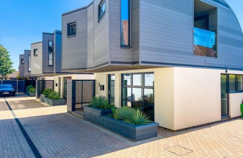 Hove Casa | Green Mews 3 By My Getaways