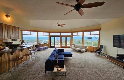 White River Junction Casa | Green Mountain Getaway