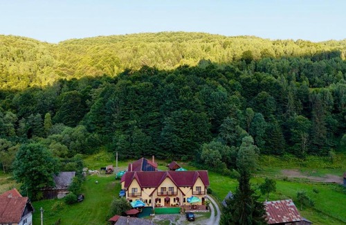 Scrind-Frasinet Casa | Green Mountain Resort