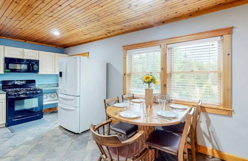 Mount Holly Casa | Green Mtn Haven Dog Friendly Hot Tub Okemo