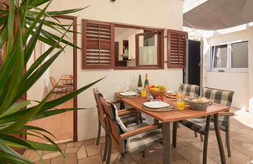 Krizna luka Apartamento | Green Oasis Hvar town