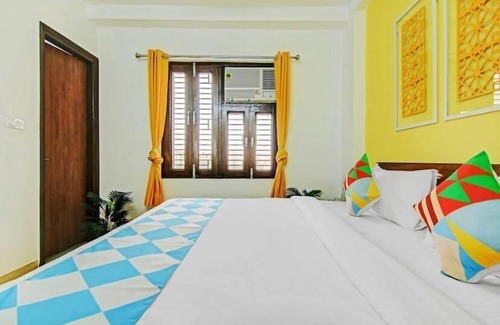 Dwarka Hotel | Green Orbit Hotel