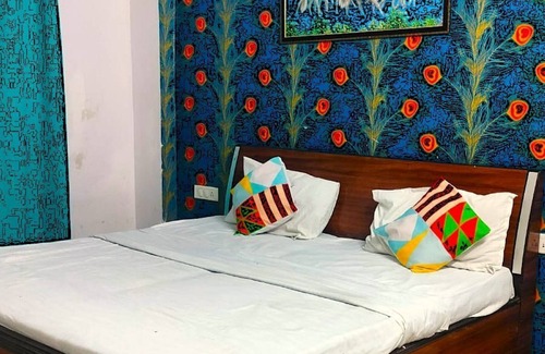 Dwarka Hotel | Green Orbit Hotel