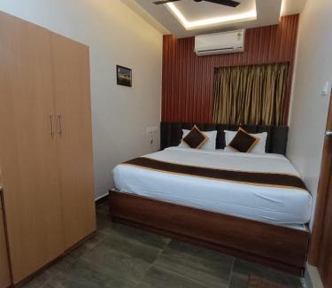 Parthasarathy Puram Hotel | Green Palace Inn, T Nagar