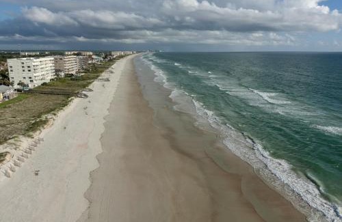 Southern Shores Casa | Green Palms Oceanfront 2 Bed Townhouse