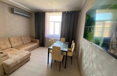 Aktau Apartamento | Green Park