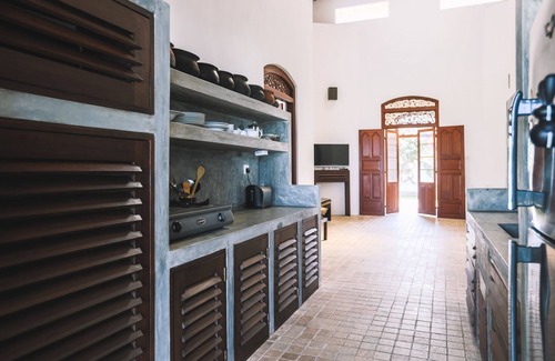 Hikkaduwa Villa | Green Parrot Beach Villa, justo en la playa. Con piscina privada
