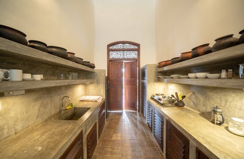 Hikkaduwa Villa | Green Parrot Beach Villa, justo en la playa. Con piscina privada