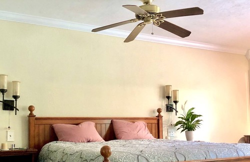 Silver Springs Casa | Green pastures with pond & pool in Silver Springs