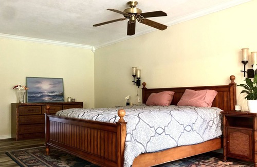 Silver Springs Casa | Green pastures with pond & pool in Silver Springs