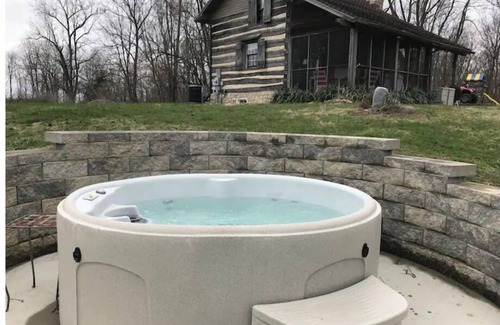 South Charleston Cabina | Green Plains Cabin