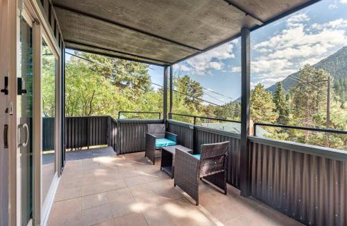 Green Mountain Falls Casa | Green Sparrow's Nest