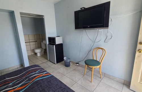Victorville Hotel | Green spot motel