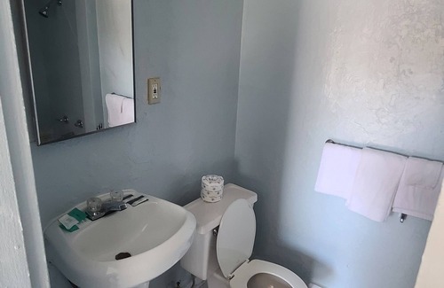 Victorville Hotel | Green spot motel