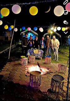 Diskit Cama Y Desayuno | green throne camp