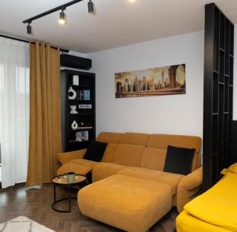 Tirgu Mures Apartamento | Green Urban Studio