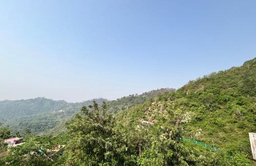 Kalka Apartamento | Green Valley Family Stay Near Morni Fort