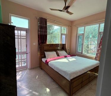 Shimla Casa | Green Valley View Homestay