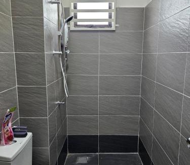 Batu Enam Casa | Green View Homestay