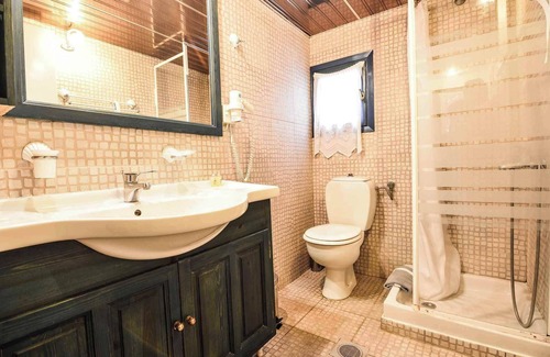 Kato Diminio Hotel | Green Village