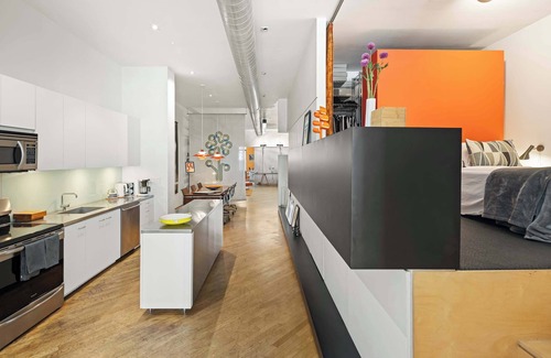 SoHo Apartamento | Greene Loft by Rove | 2BR Mid-Century SoHo Loft