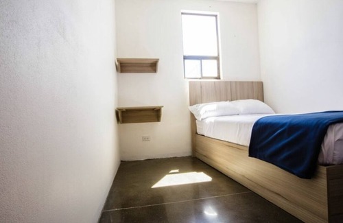 San Ramón Apartamento | Greenest 2 bedroom couples rental with free parknig