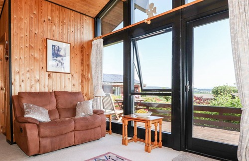 Penrith Cabina | GREENGARTH, family friendly, with a garden in Penrith