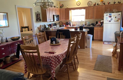 Cool Ridge Otro | Greenhaven Farm: 4-bedroom farmhouse in beautiful Cool Ridge, WV
