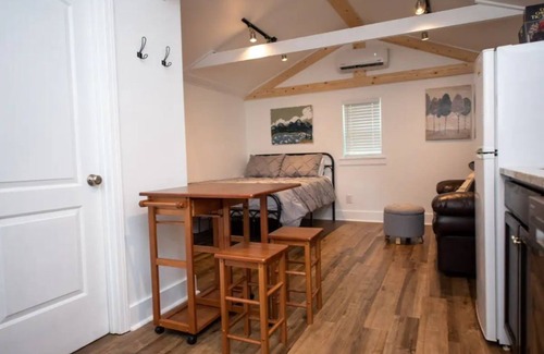 Cleveland Apartamento | Greenhouse Studio- Lee U