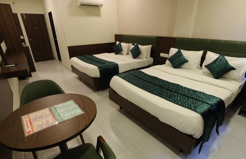 Adajan Casa | GreenOtel Room Surat