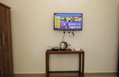 Thrippunithura Hotel | Greens Residency