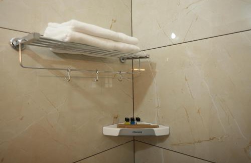 Thrippunithura Hotel | Greens Residency