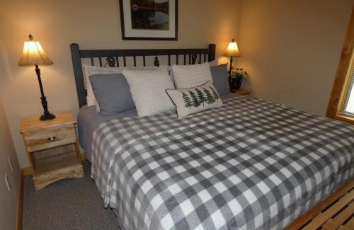 Mancelona Apartamento | Greenside at Schuss Mountain