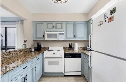 Pinehurst Condominio | Greenside Getaway️! Walk to Clubhouse and Cradle! Panoramic Golf Views!