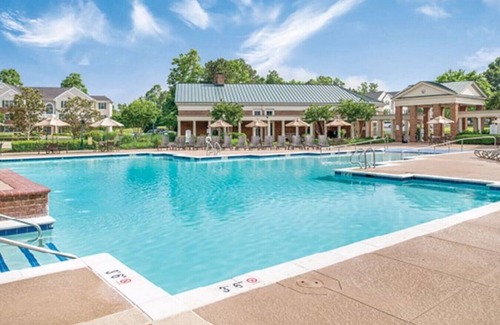 Berkeley Condominio | Greensprings two bedroom · Spacious Family Friendly Two Bedroom Suite.