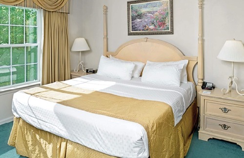 Berkeley Complejo | Greensprings Vacation Resort, Williamsburg, VA, amplio condominio de 2 habitaciones