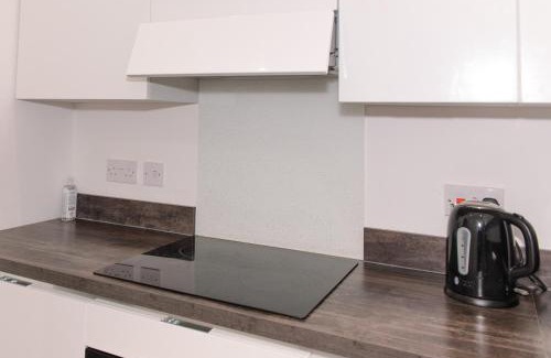 Dundee Apartamento | GreenStar Apartments - Short Walk Away Into Dundee City Centre - Next To Abertay University - Perfect For Your Short or Long Stays - Weekly & Monthly Offers For Your Longer Stays