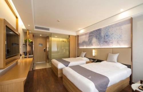 Bin Hu District Hotel | GreenTree Eastern Hotel Lihu Yuantouzhu Scenic Area