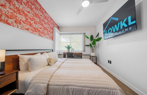 City Center Hotel | Greenview Hotel by Lowkl